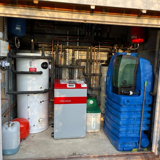 2.5kW Daikin multi-split system installation